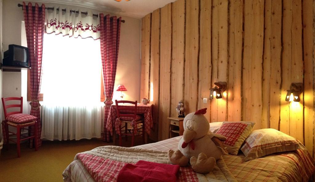 Hotel La Tapia 오트란스 객실 사진